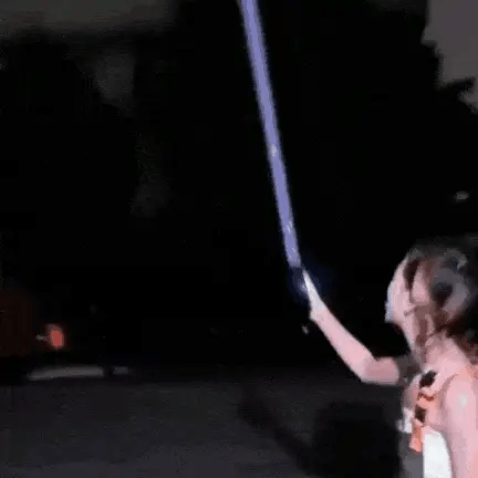 Super Bright Ultimate Survival Flashlight beam demonstration